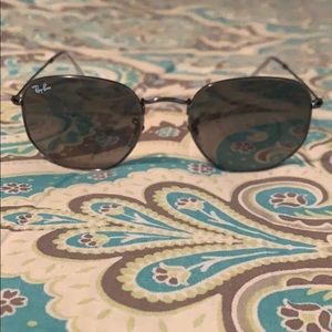 Ray-Ban Accessories - Gunmetal Hexagon Ray-Bans Ray-Ban Accessories - Gunmetal Hexagon Ray-Bans